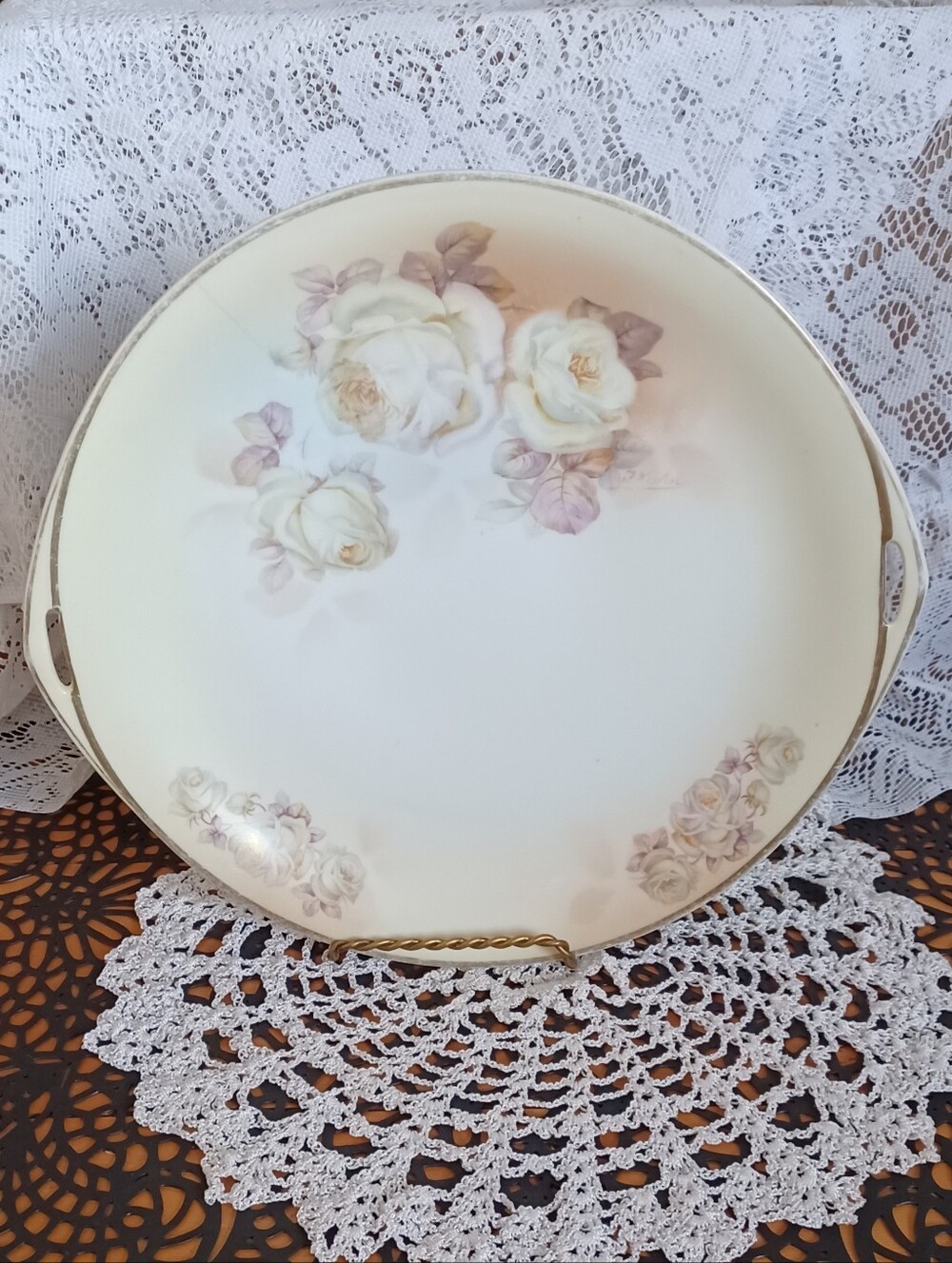 VINTAGE 1932 MARKED PRUSSIA ROYAL RUDOLSTADT HAND PAINTED HANDLED CAKE PLATTER